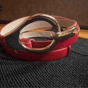 vintage Chico's Red Textured adjustable Skinny Belt Buckle Women's M/L